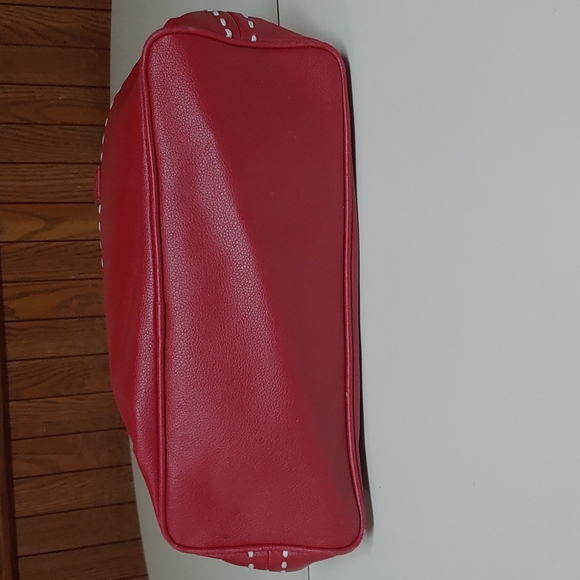 Sanrio Hello Kitty Vintage Leather Shoulder Bag - Picture 9 of 17